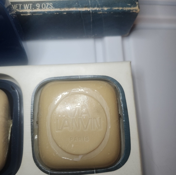 Via Lanvin Paris Soap Cake Set - Picture 4 of 7